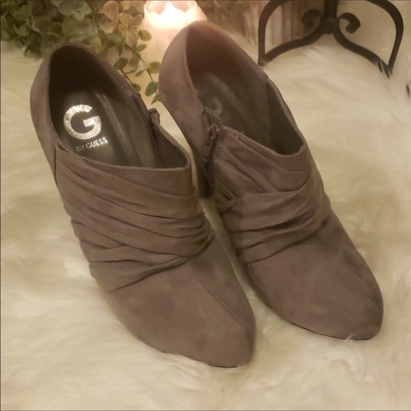 GUESS BOOTIES - Picture 8 of 9